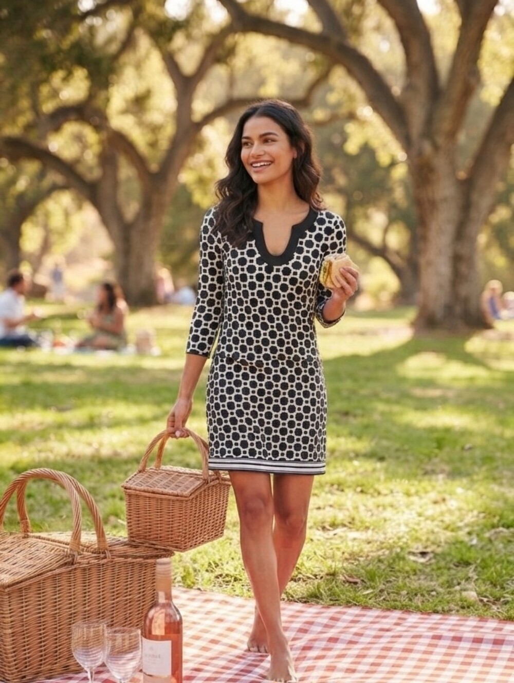 WHBM Black and Gray Geometric Tunic V-Neck Mini Dress S
